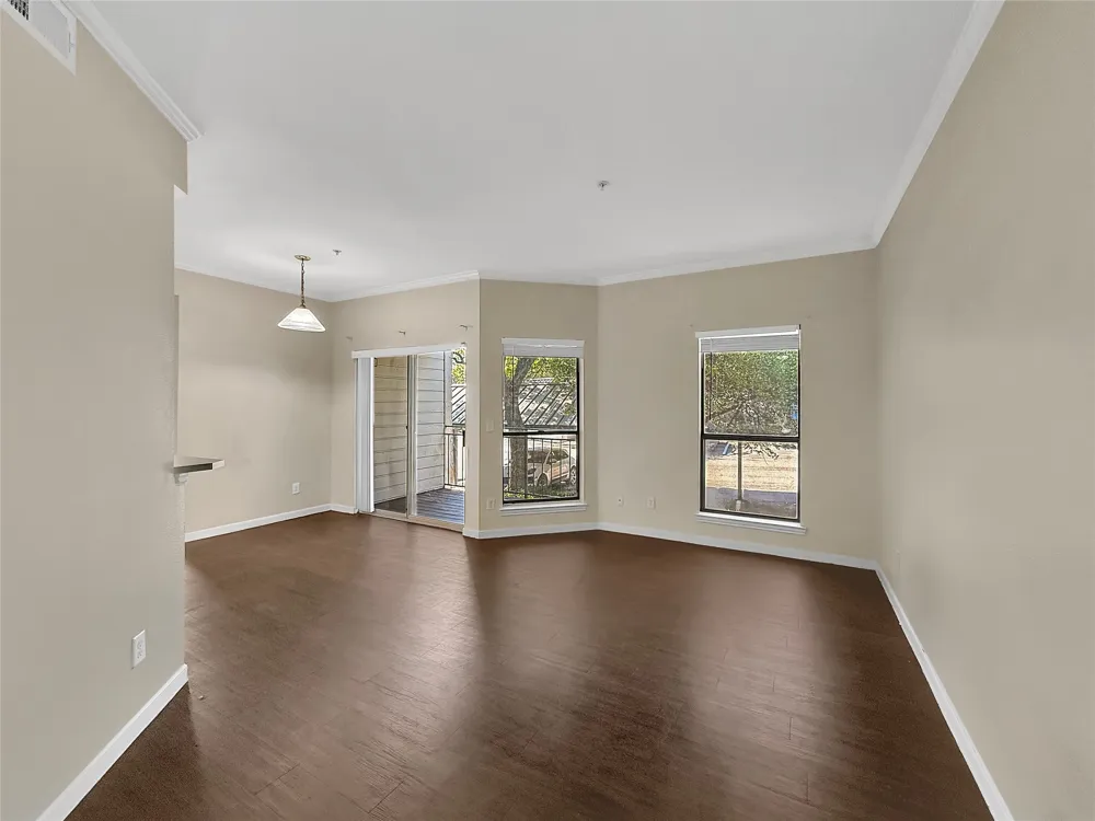 6000 Shepherd Mountain Cove #1020 Austin, TX 78730