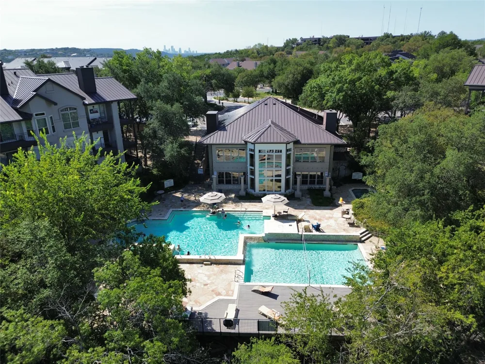 6000 Shepherd Mountain Cove #1020 Austin, TX 78730