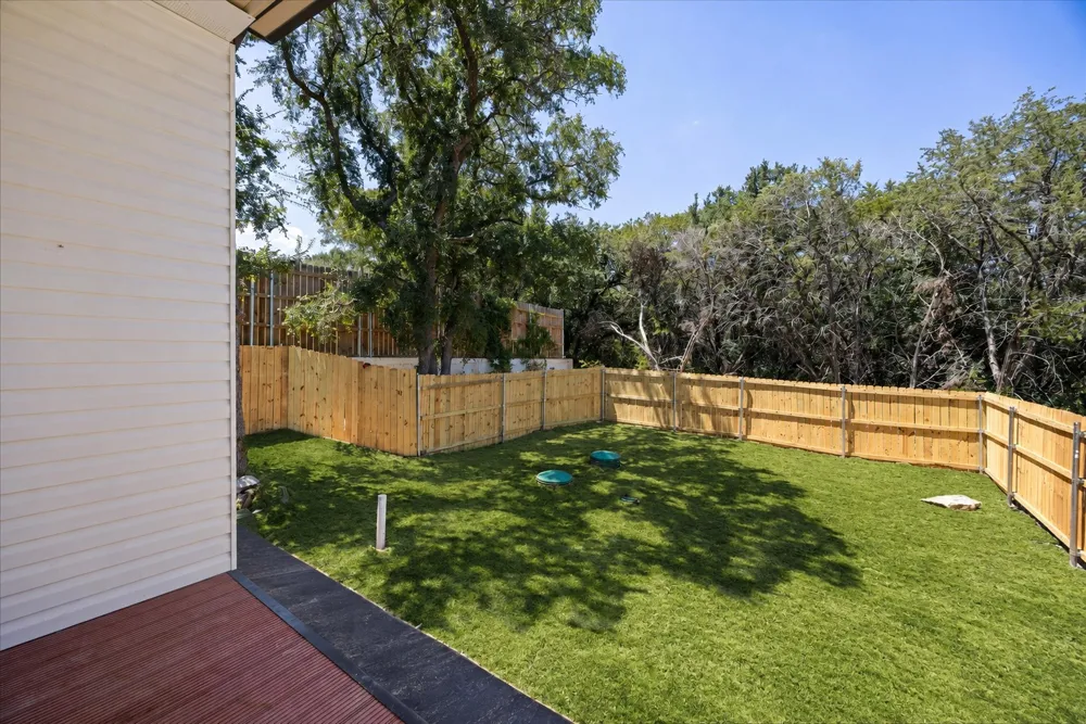 3607 Flint Rock Circle Granbury, TX 76048