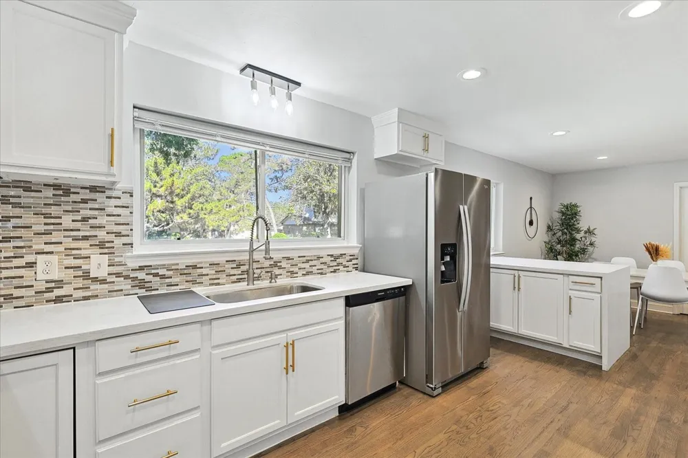 3608 Courtdale Farmers Branch, TX 75234