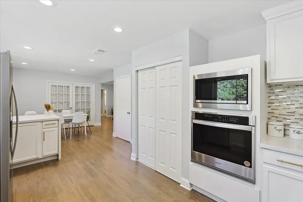 3608 Courtdale Farmers Branch, TX 75234