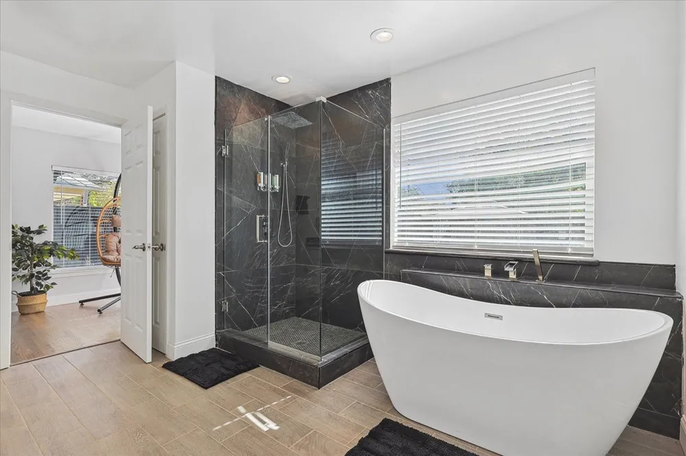 3608 Courtdale Farmers Branch, TX 75234