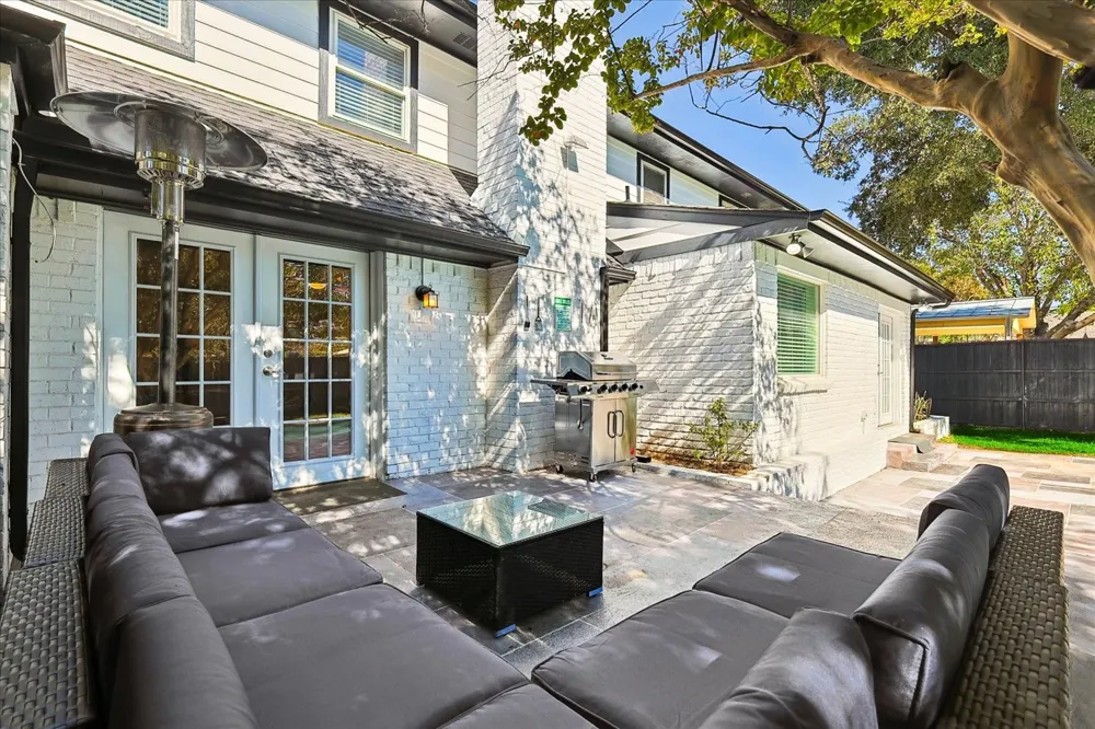 3608 Courtdale Farmers Branch, TX 75234