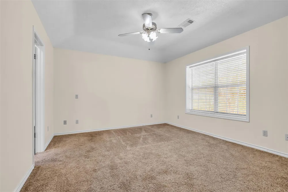 7 Lazy Springs Trinity, TX 75862