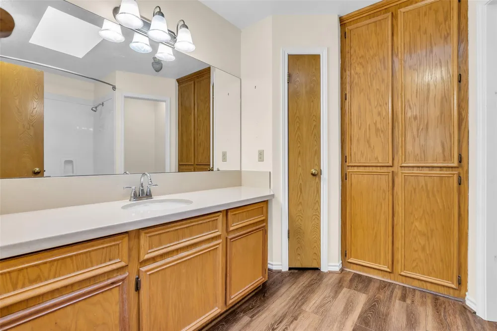 7 Lazy Springs Trinity, TX 75862