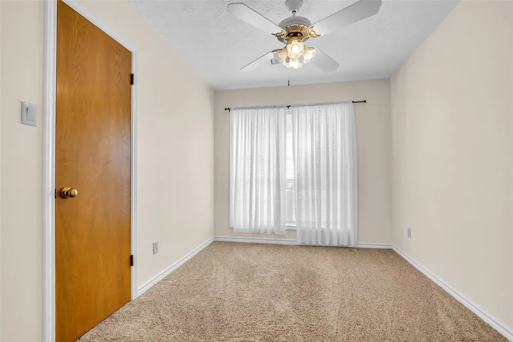 7 Lazy Springs Trinity, TX 75862