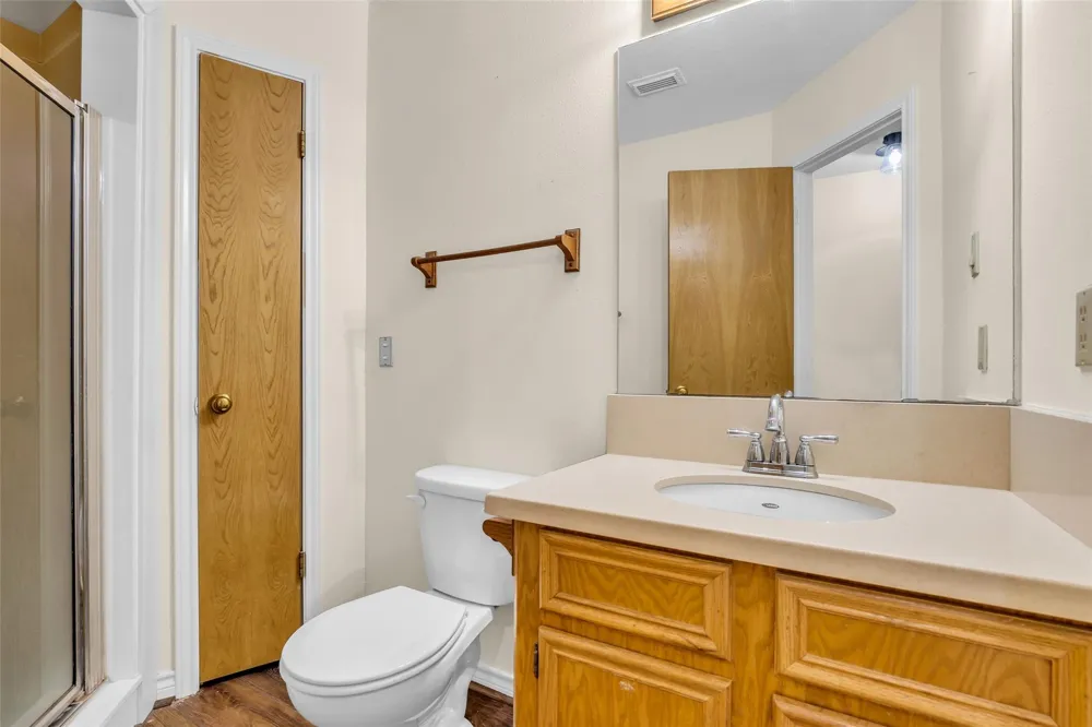 7 Lazy Springs Trinity, TX 75862