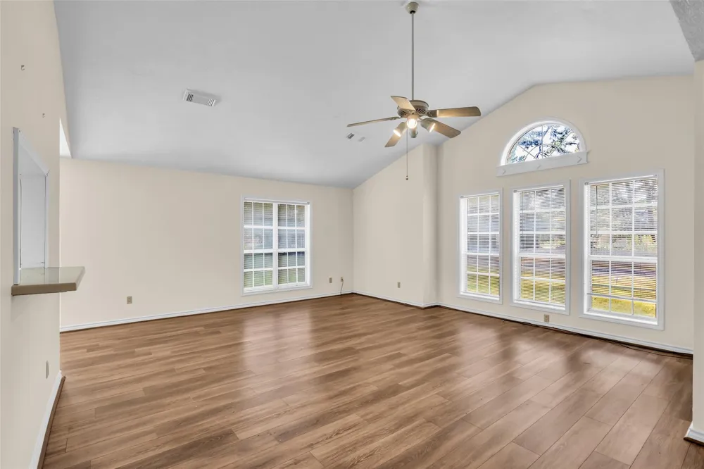 7 Lazy Springs Trinity, TX 75862
