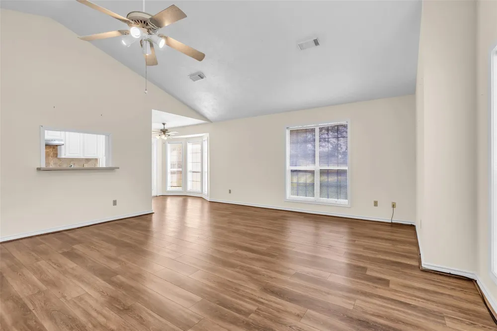7 Lazy Springs Trinity, TX 75862