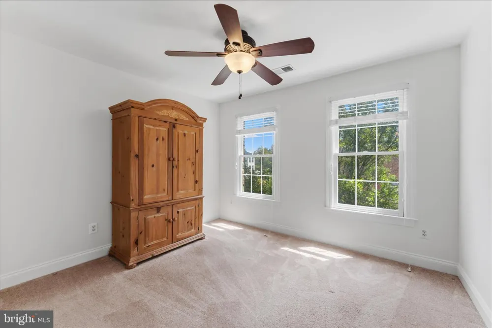 43602 BEAVER CREEK TERRACE Leesburg, VA 20176