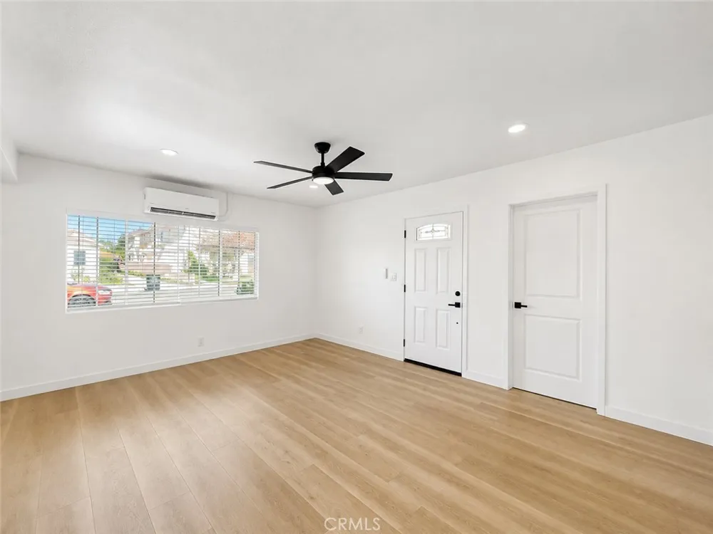 18022 Jersey ave Artesia, CA 90701