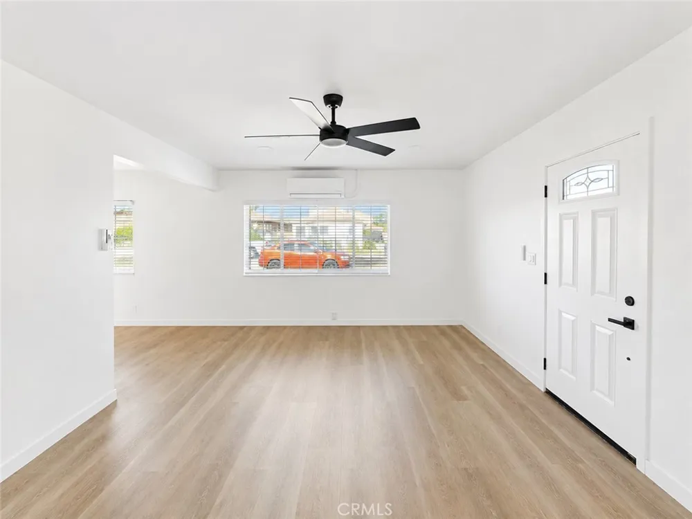 18022 Jersey ave Artesia, CA 90701