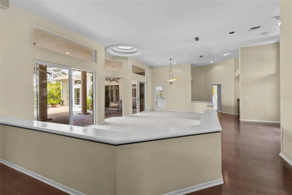 5166 KESTRAL PARK TERRACE Sarasota, FL 34231