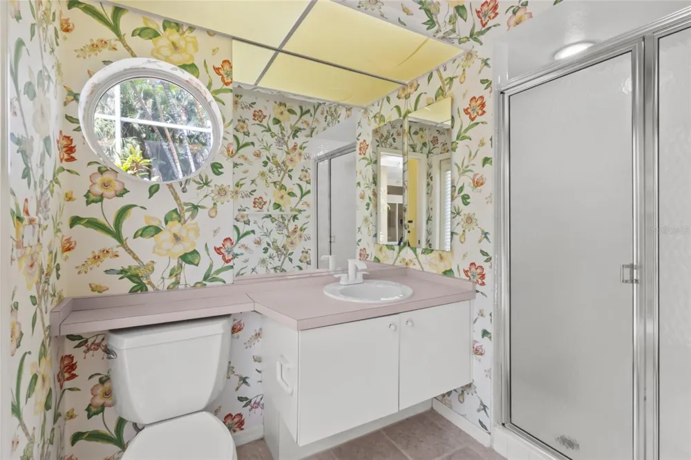 5166 KESTRAL PARK TERRACE Sarasota, FL 34231