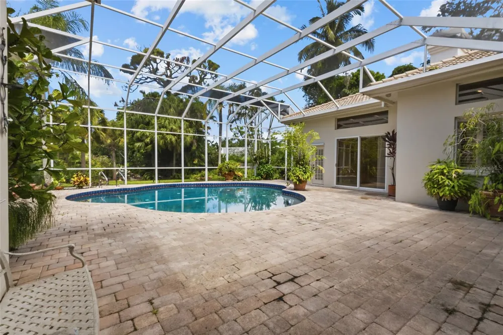 5166 KESTRAL PARK TERRACE Sarasota, FL 34231