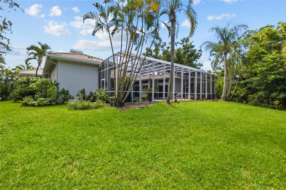 5166 KESTRAL PARK TERRACE Sarasota, FL 34231