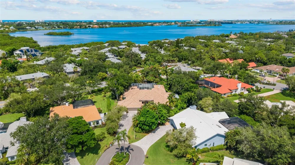 5166 KESTRAL PARK TERRACE Sarasota, FL 34231