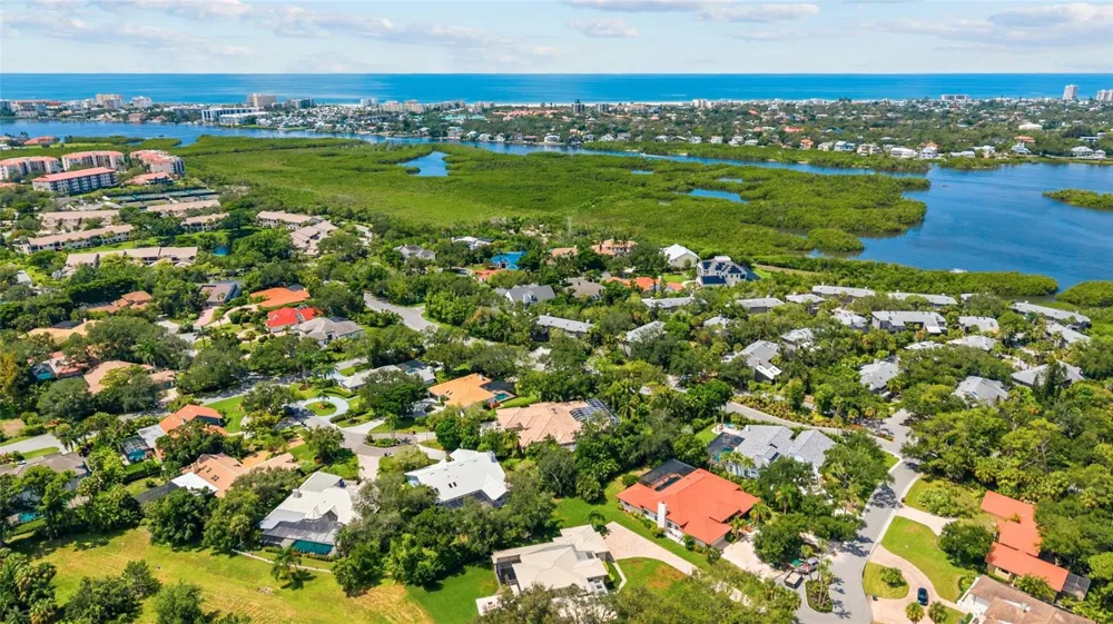 5166 KESTRAL PARK TERRACE Sarasota, FL 34231