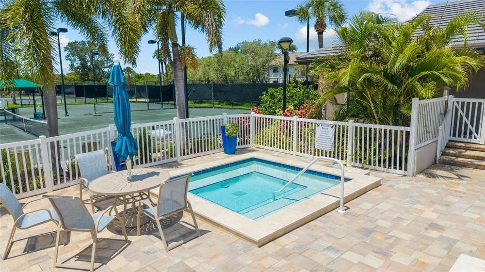 5166 KESTRAL PARK TERRACE Sarasota, FL 34231