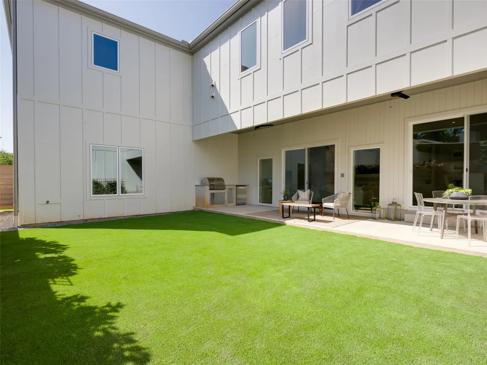 9315 Lenel Place Dallas, TX 75220