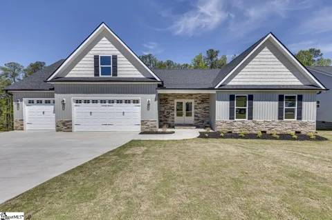 121 Hideaway Lane