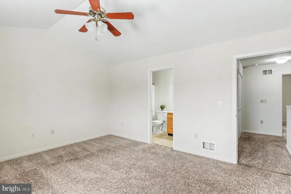 7208 HUNTINGDON STREET Harrisburg, PA 17111