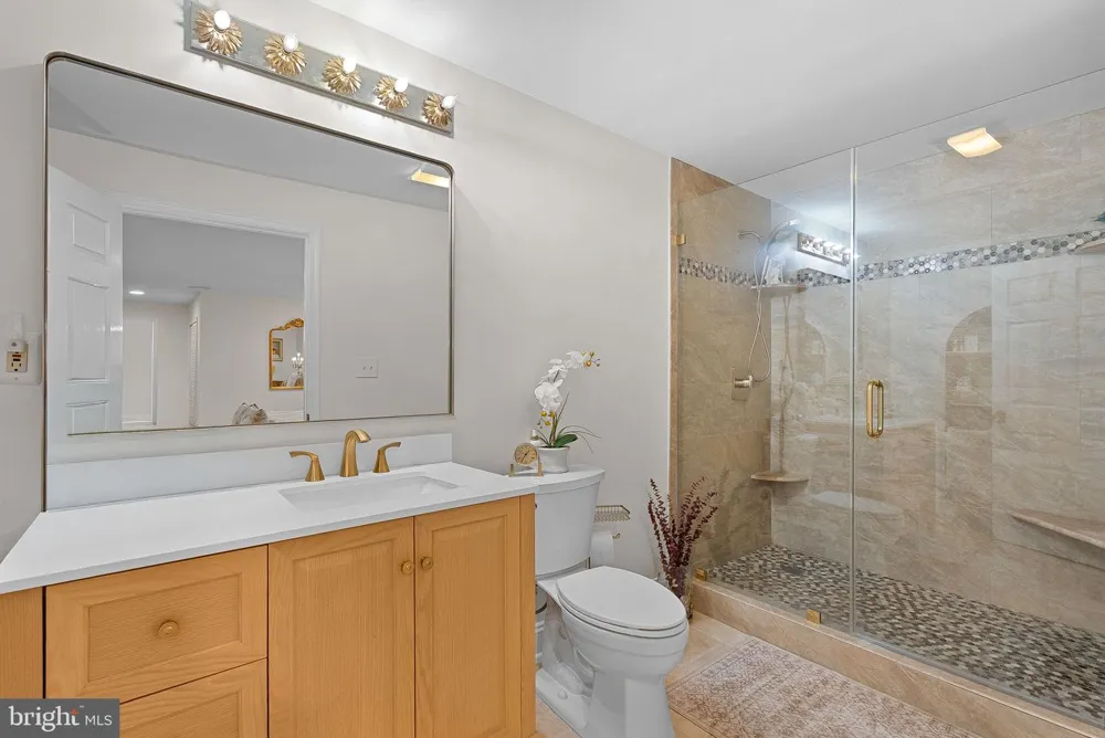 15064 BARLOW DRIVE Waterford, VA 20197