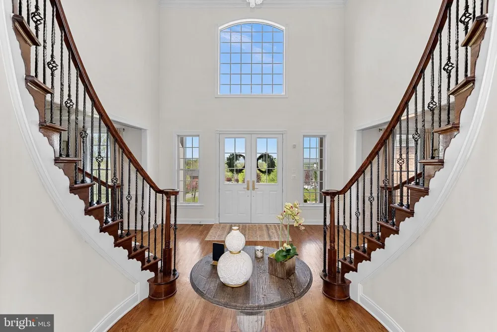 15064 BARLOW DRIVE Waterford, VA 20197