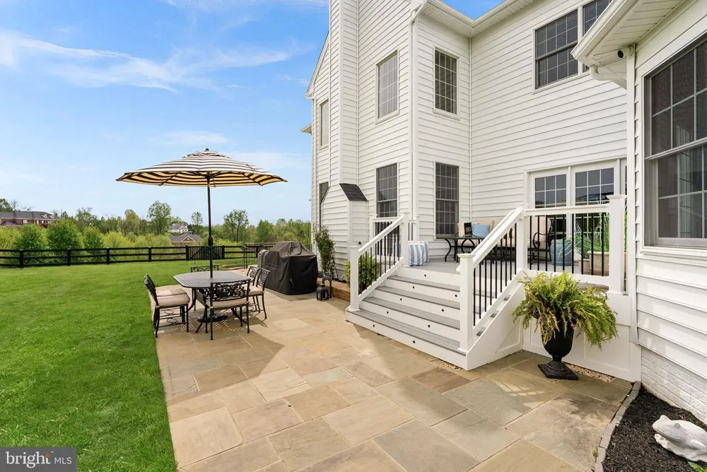15064 BARLOW DRIVE Waterford, VA 20197