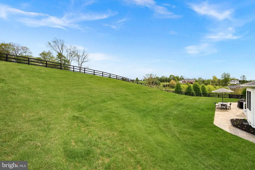 15064 BARLOW DRIVE Waterford, VA 20197