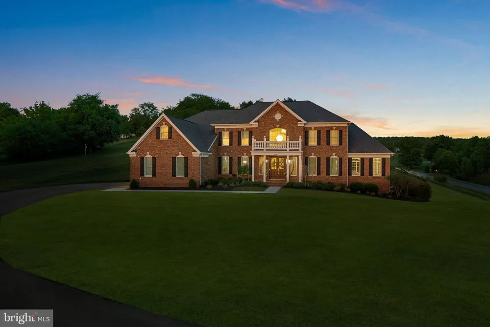 15064 BARLOW DRIVE Waterford, VA 20197