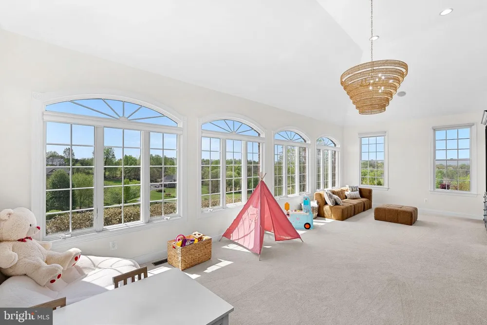 15064 BARLOW DRIVE Waterford, VA 20197