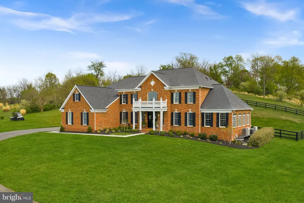 15064 BARLOW DRIVE Waterford, VA 20197