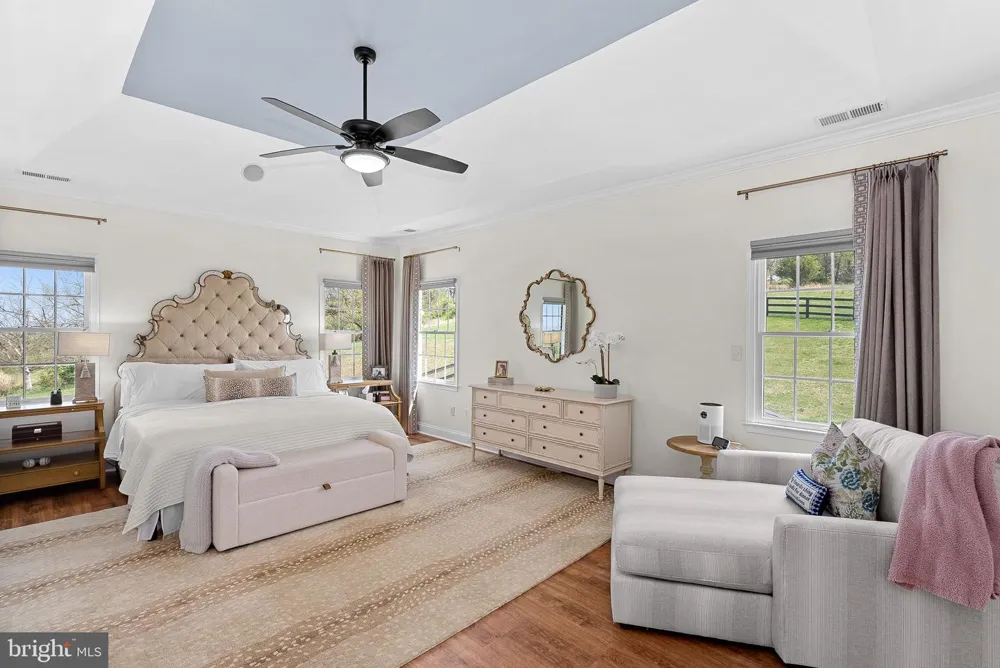 15064 BARLOW DRIVE Waterford, VA 20197