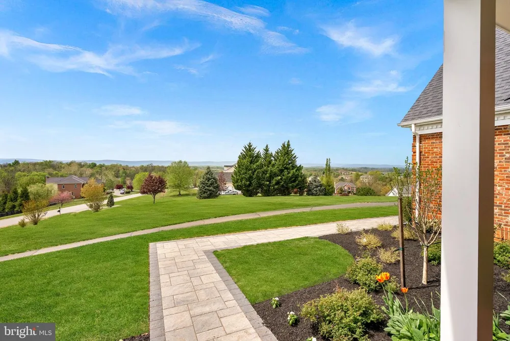 15064 BARLOW DRIVE Waterford, VA 20197