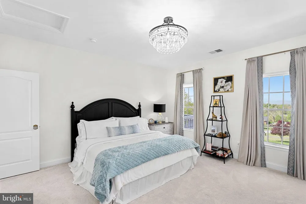 15064 BARLOW DRIVE Waterford, VA 20197
