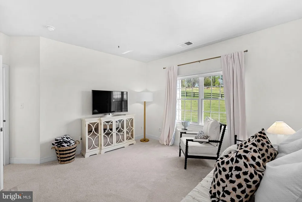 15064 BARLOW DRIVE Waterford, VA 20197