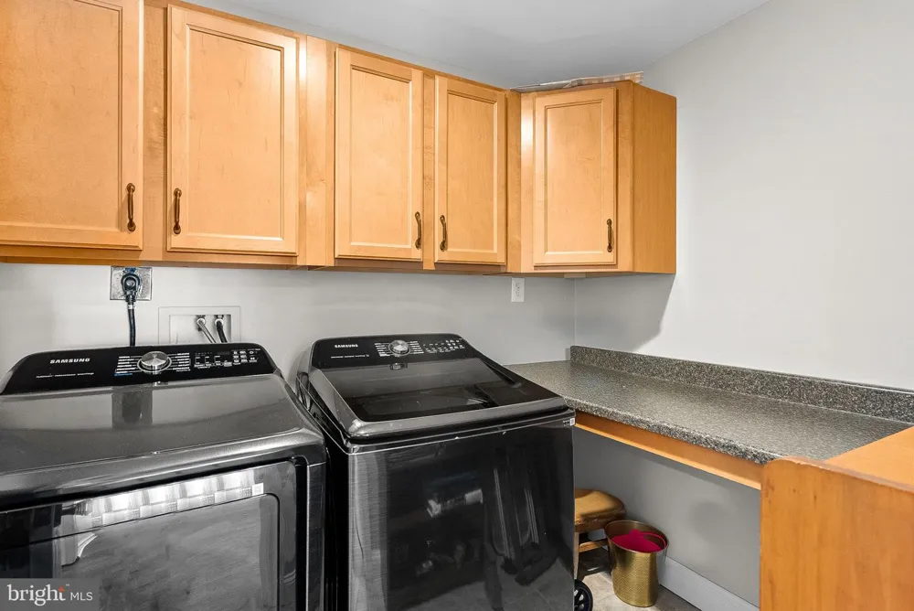 15064 BARLOW DRIVE Waterford, VA 20197