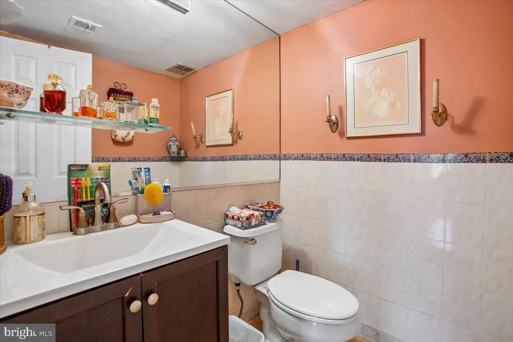7790 EUCLID WAY Springfield, VA 22153
