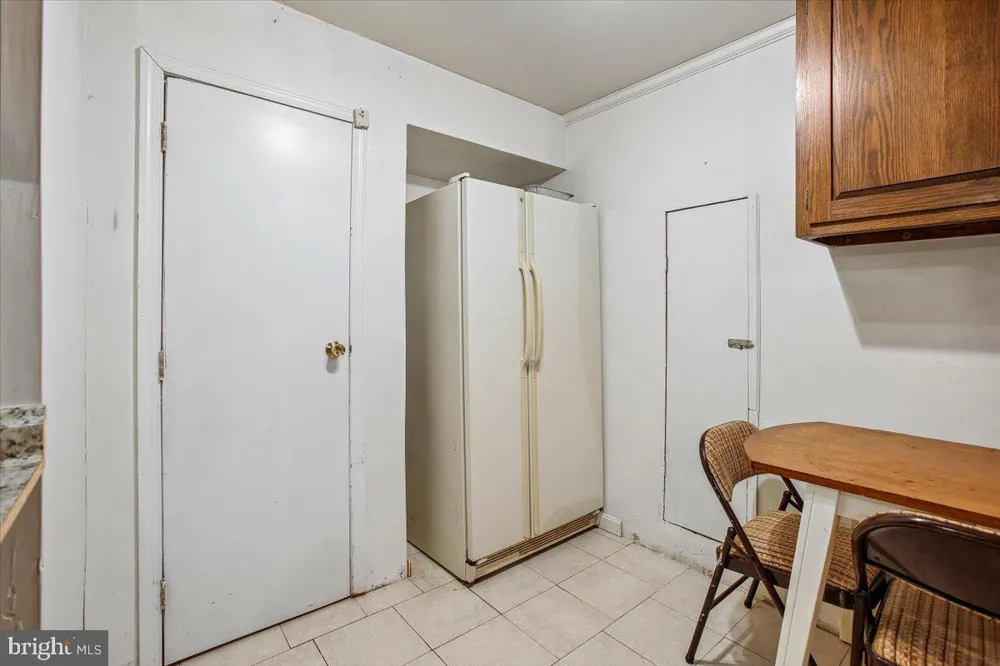 7790 EUCLID WAY Springfield, VA 22153