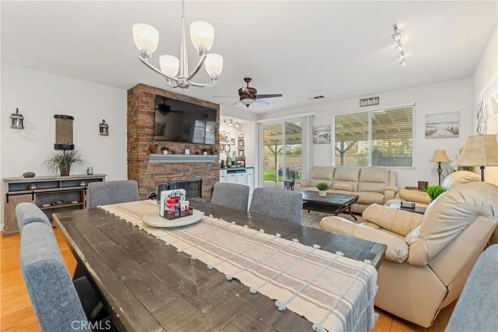 4659 W Ave J4 Lancaster, CA 93536