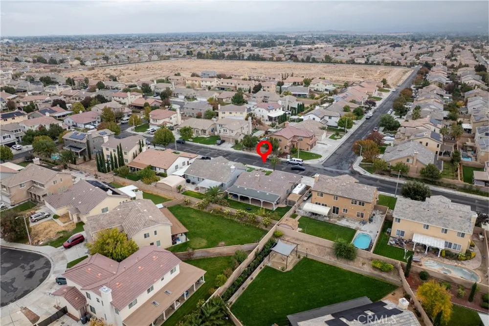4659 W Ave J4 Lancaster, CA 93536