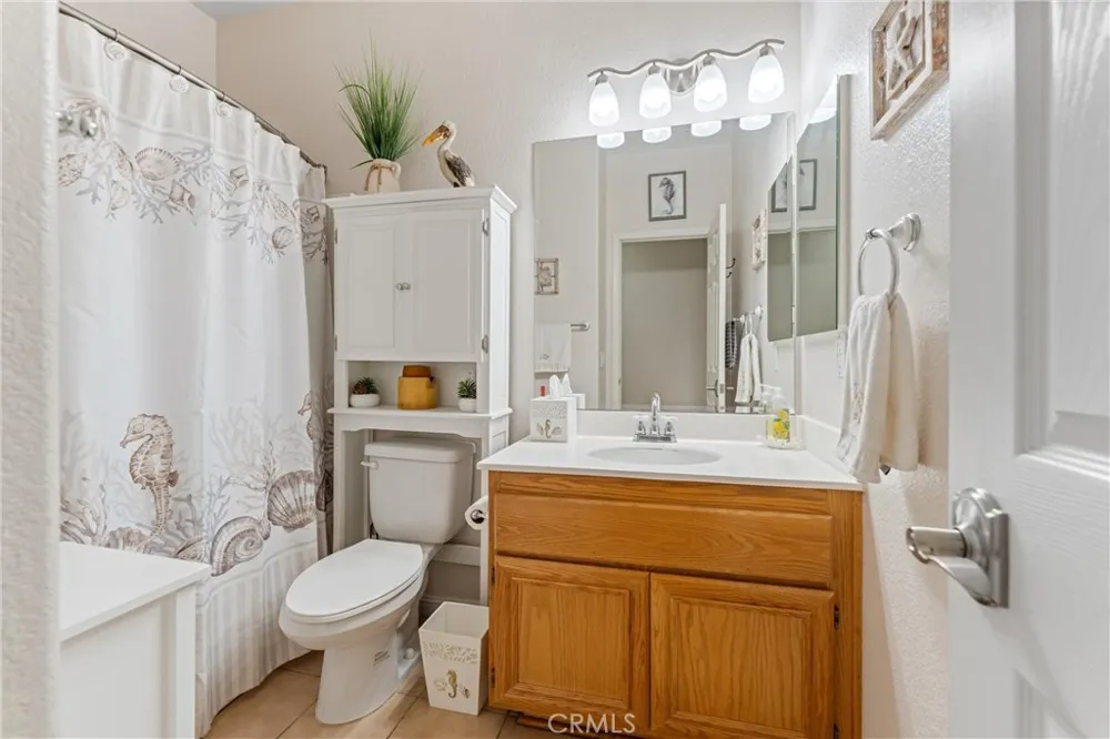 4659 W Ave J4 Lancaster, CA 93536