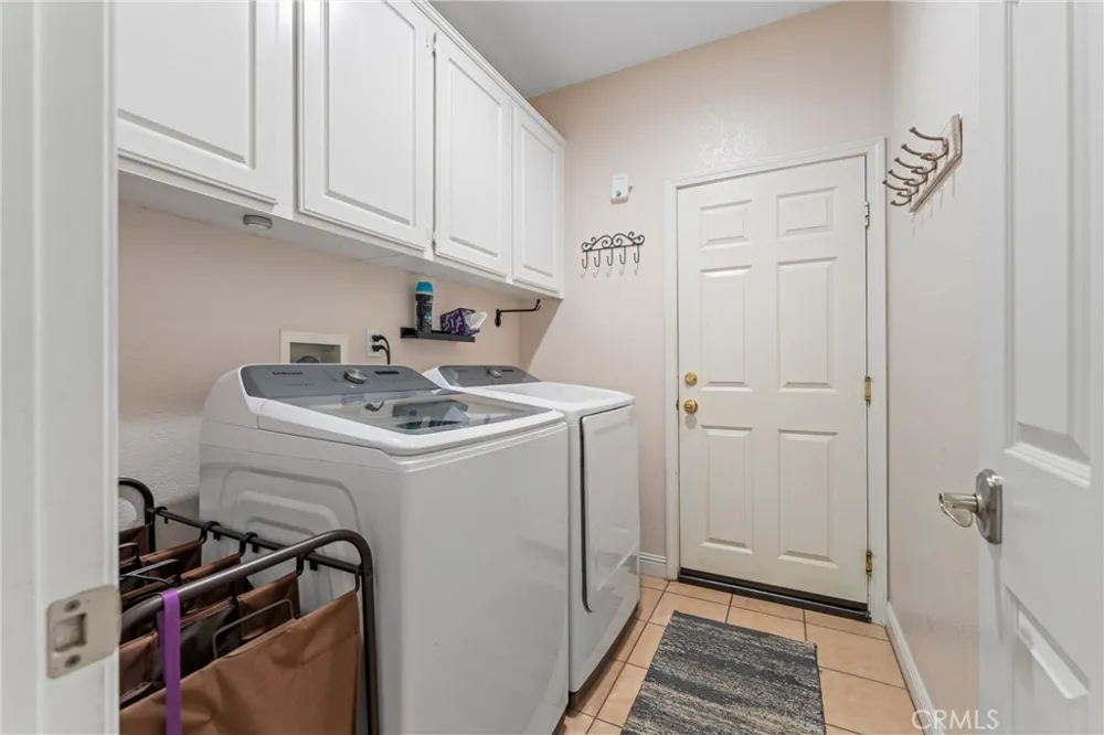 4659 W Ave J4 Lancaster, CA 93536