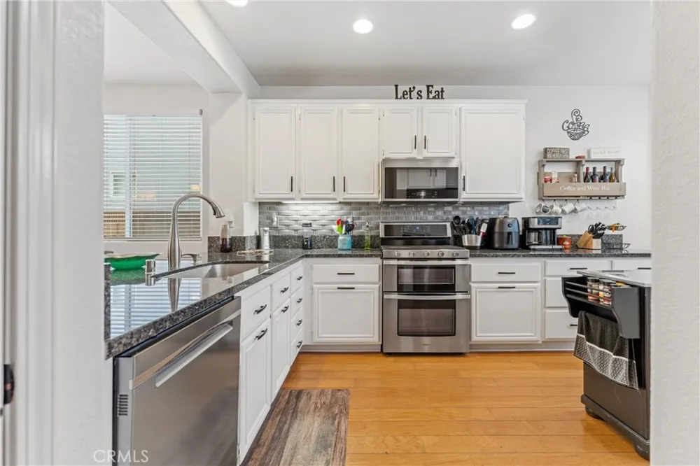 4659 W Ave J4 Lancaster, CA 93536