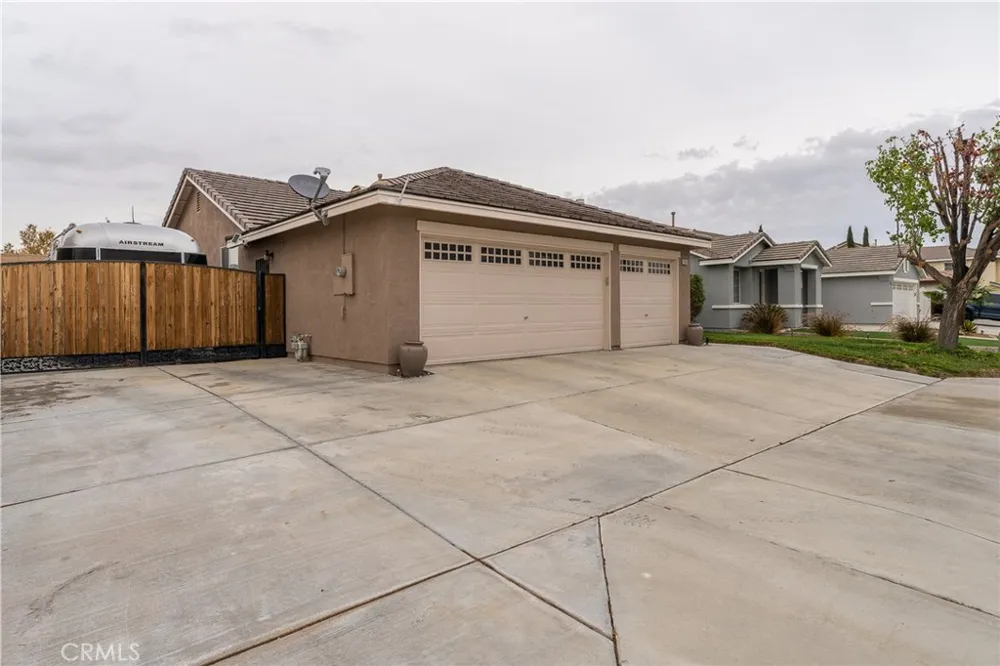 4659 W Ave J4 Lancaster, CA 93536