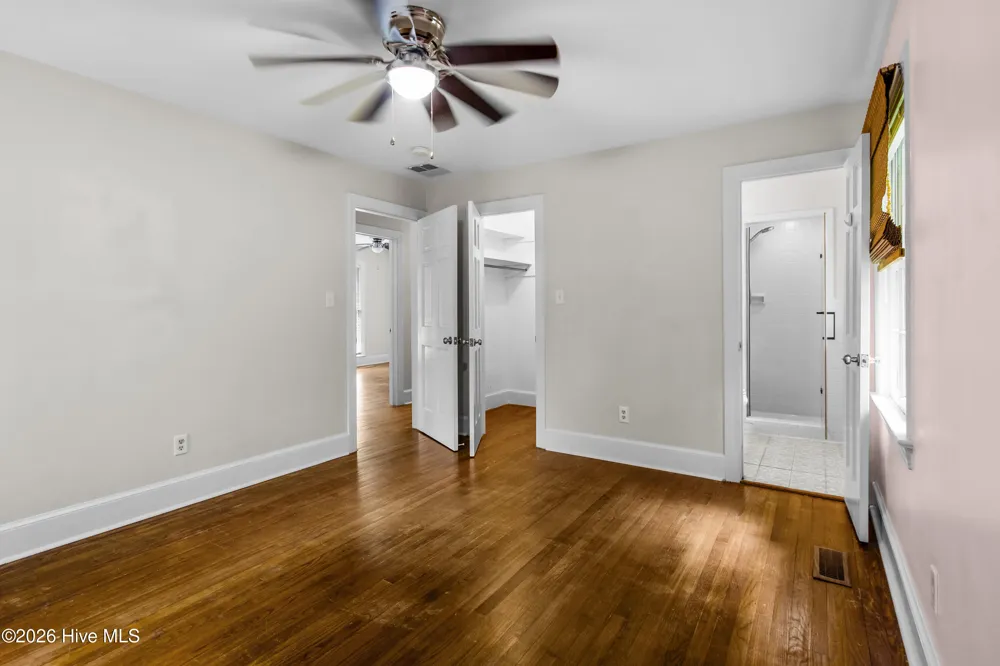1909 Fairview Way Greenville, NC 27858