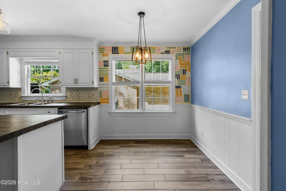 1909 Fairview Way Greenville, NC 27858
