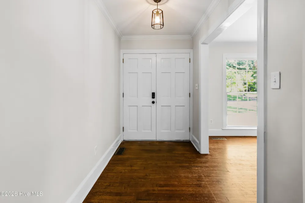 1909 Fairview Way Greenville, NC 27858