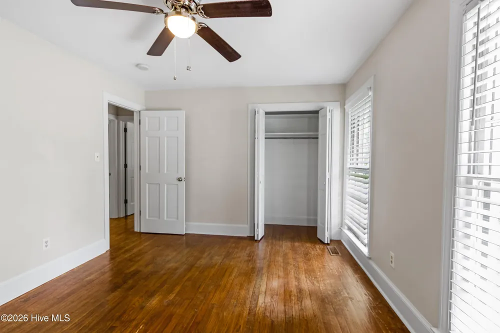 1909 Fairview Way Greenville, NC 27858